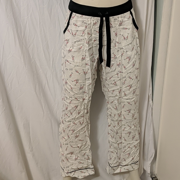 ✨50% OFF✨ Victoria's Secret (free top) champagne pajama pants - Picture 2 of 9